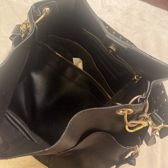 Steve Madden Black Large Shoulder Bag Studded Strap bucket Vegan leather purse - Picture 6 of 7